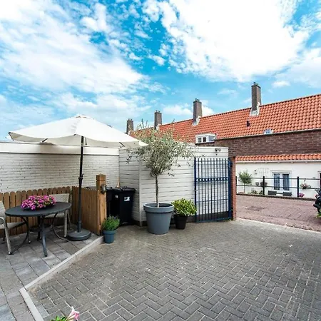 Oasis Studio- Free Parking