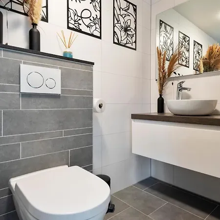 Oasis Studio- Free Parking זנדוורט